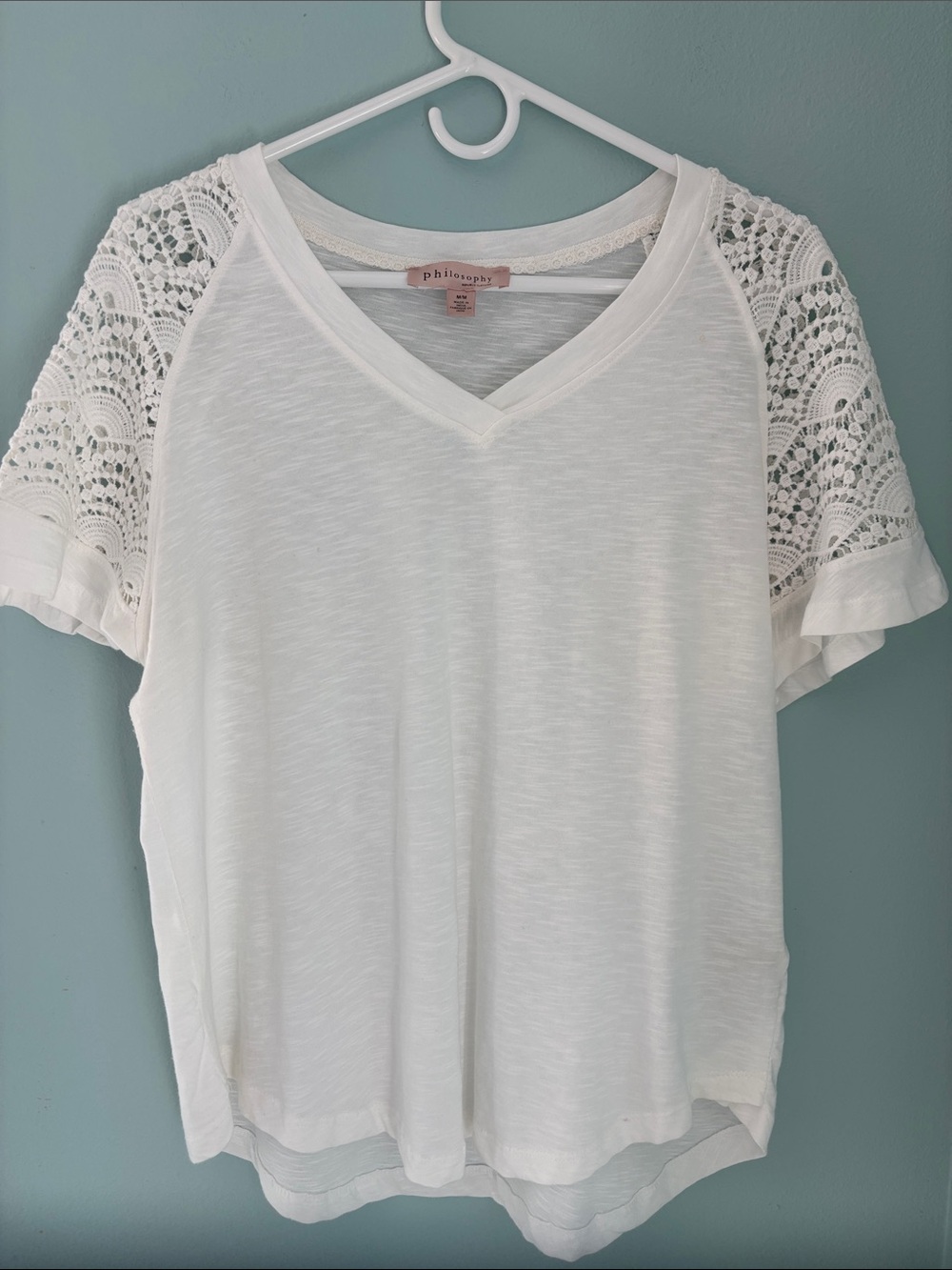 Philosophy White V-Neck Tee with Lace Short Sleeves Medium